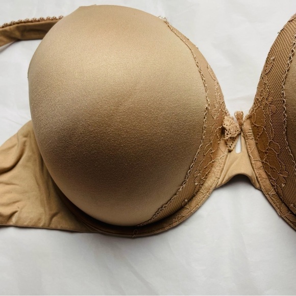 Victoria’s Secret Body Victoria Beige Lace Perfect Shape Underwire Bra, 38DDD - Picture 9 of 9